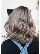 アツリー(A TREE) ハイライト*フォギーベージュ