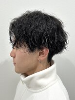 ヒュイル バイ ニアウ(Hwyl by Niau) ツイストスパイラルパーマメンズカットパーマスパイラルパーマ