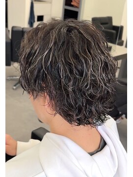 ノイセル 心斎橋(Noisyle) サーフカール×センターパート×海外ヘア×ハイライト