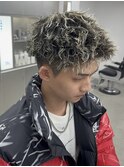 メンズホワイトメッシュ×ピンパーマツイスト