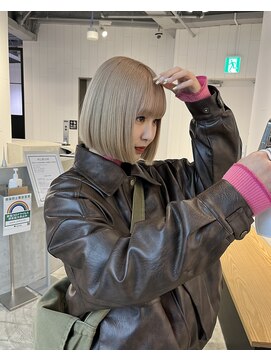 アマトウキョウ アユンチェ(AMA TOKYO×AYUNCHE) ブロンドベージュボブ