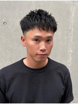 グラッシー(GLASSY) スキンフェード/スパイキーベリーショート/ツイストピンパーマ☆