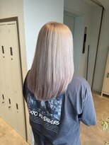 コード 四条河原町駅店(CHORD)&nbsp;ホワイトベージュ/京都河原町/ハイトーン/ベージュ