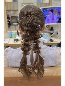 ティンク 横須賀中央(Tink) 変形ダブルポニー◎