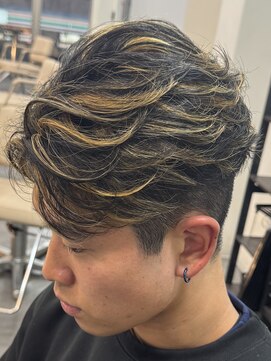 バース バイ ハピネス(BIRTH by happiness) ツイストスパイラルパーマツイストパーマメンズマッシュパーマ