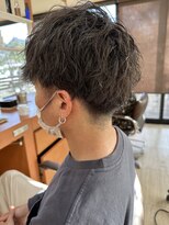 フェリア サウスガーデン(felia southgarden)&nbsp;20代30代◎波巻きツイストスパイラルパーマ×センターパート