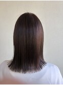 切りっぱなしロブ、艶カラー