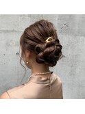ヘアアレンジ　アップスタイル　シニヨン　参列　お呼ばれヘア