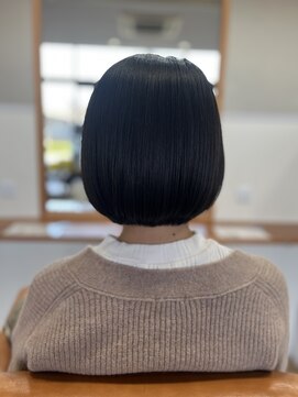 ヘアーブランドジン ティアラ(HAIR BRAND Jin Tiara) 大人ボブ