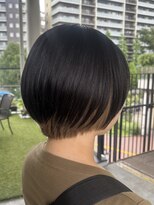 レブリィゼンコー イオンモール多摩平の森店(Reverie ZENKO)&nbsp;前下がりハンサムショート　ZENKOイオンモール多摩平の森