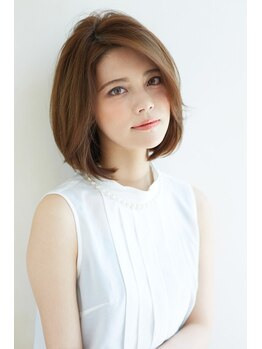 ニコマリア(Nicomaria from zacc)の写真/白髪染めに見えない、透明感。30代からの白髪ぼかしカラーでマイナス5歳の艶髪へ