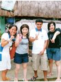 モア クール(MO’COOL) フィリピンのセブ島で現地の人達と