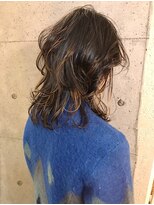 マルケ ドゥ マッシュ(MaruQuee de mashu) ハイライトたっぷりのハイレイヤーウルフスタイル