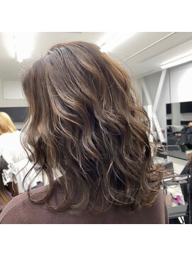 アライブ キチジョウジ(ALIVE Kichijoji) 【ALIVE吉祥寺】ベージュ系コントラストハイライト