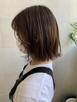 ゲン(gen.)&nbsp;@gen.yamada_kaho_ 外はねボブ×ベージュブラウンカラー