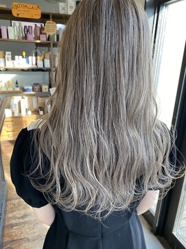 シーソー(SEE SAW) kota ホワイトミルクティーベージュ