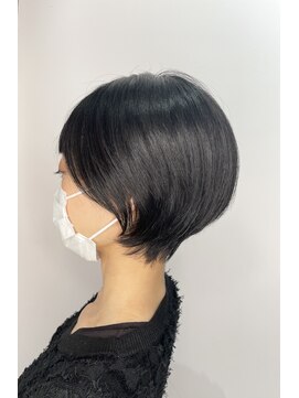 リーオオサカ(Lee Osaka) 【Lee大阪店】愛され♪可愛い小顔ショート/新出奈津樹