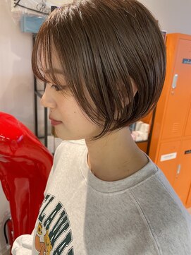 コワファーストナガサキシャンプーボーイ(COIFF1RST NAGASAKI SHAMPOO BOY) 大人可愛い20代30代40代ひし形小顔丸みショート