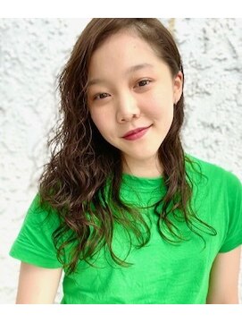 ルドヴィコ(Ludovico) 透明感ベージュ　+    エアーパーマ