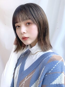 アフロートリノ(AFLOAT Leino) 小顔ヘルシーレイヤースタイル透明感カラー【修】20代30代40代