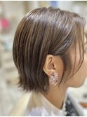 透明感♪髪質改善カラー小顔艶感前下がりショートボブ