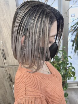 ヴィフ 大船(VIF) バレイヤージュ/ハイライト/ダブルカラー/ケアブリーチ/ボブ