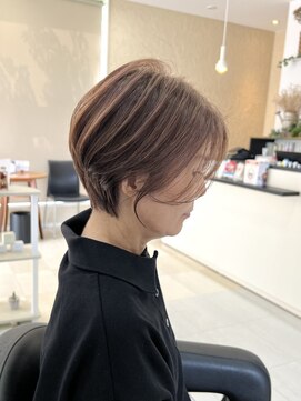 ハウオリ 金沢駅西店(Hau'oli) 白髪ぼかし/白髪ぼかしハイライト/脱白髪染め/白髪染め/透明感