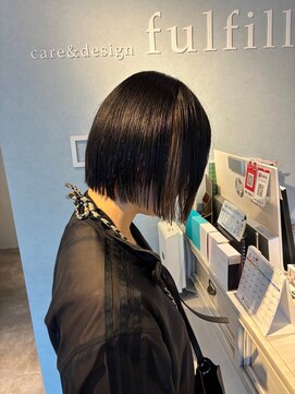 ケアアンドデザイン 今里本店(care&design fulfill) 【ブルーブラック×シルバーインナーのモードボブ】+20代30代