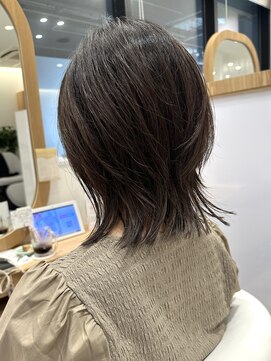 アドラーブル ココロ 新潟(adorable CoCoLo) 大人可愛い艶髪秋色カラーくすみくびれミディアムレイヤー