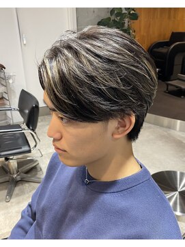 エリマ 横浜西口(elima) 横浜西口メンズコントラストハイライトセンターパートスタイル