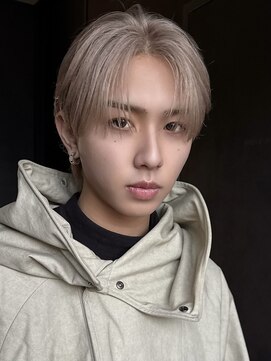 サンクマーケット 渋谷(cinq MARKET) ヘーゼルベージュミルクティーベージュアッシュメンズヘア韓国