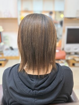 サロン ド アベニュー ウルフストレート