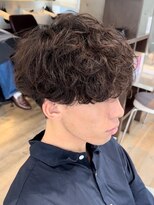 フィフス 大分(fifth)&nbsp;大分波巻きパーマツイストスパイラルパーマメンズカットマッシュ