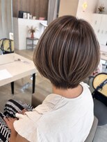 アヴァンス 箕面(AVANCE.)&nbsp;耳掛けショートボブ/ショートヘア/30代/40代/50代/箕面