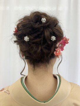 美容室 びゃんびゃん 社店 着物に似合うカールスタイル