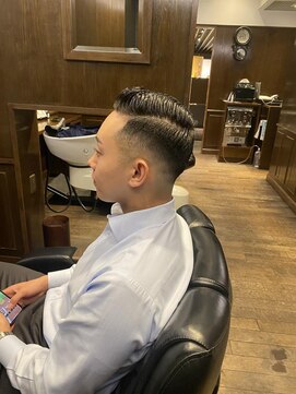 ザバーバー 青山(THE BARBER) スキンフェード