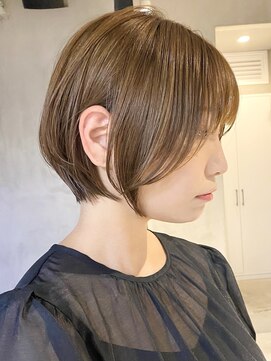 エリマ 調布(elima) ミニボブ ショート 切りっぱなし 前髪あり イルミナカラー 調布