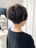 キャアリー(Caary)&nbsp;福山市美容院　人気　小顔補正立体カット caary刈り上げショート