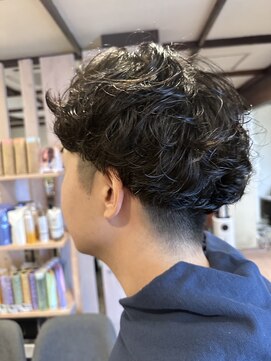 フランジェッタヘアー(Frangetta hair) メンズパーマ