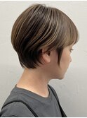 《me’lou》小顔ショート×ハイライト20代30代40代50代