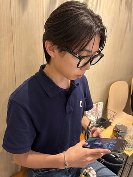 フリーラ 表参道(freera) ファッションに合わせたメンズセンターパートヘア