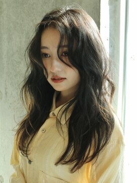 イミ(imi) レイヤーカット/コテ巻き風パーマ/透明感カラー/髪質改善[登戸]