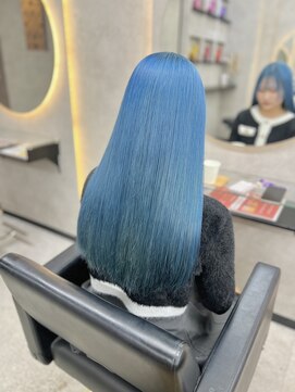 黒髪クラゲヘアーオリーブグレー小顔ココアベージュ