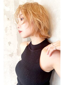 シャルムバイルーチェココ(CHARME by Lu'ce coco) 無造作ハイトーン×ラフショートボブ