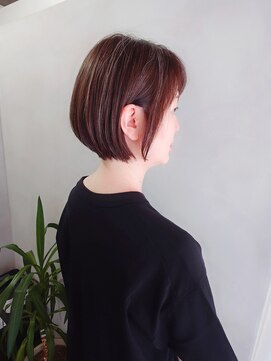 ラトリエコンタン(L´atelier Content) 30代40代50代おすすめ　なちゅらるショートボブ