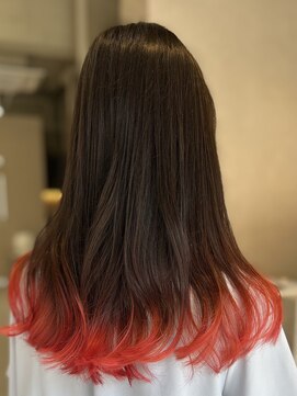 エリン バイ リル ヘアー 本陣(eLin by LiL hair) ロングヘア×フラミンゴレッド