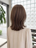 ミュール ミュール(mur-mure) 後ろ姿まで可愛い、大人のくびれレイヤー