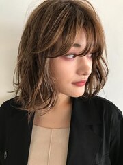 VEIN【青山】　グレージュカラー　ハイライト　ノットヘア