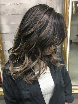 モニュメント(Monument) エアタッチオンブレバレイヤージュ