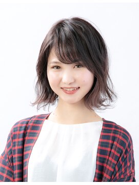 ブランコトレスメモリアル(BLANCO tres メモリアル) 透明感カラー×フェザーミディ